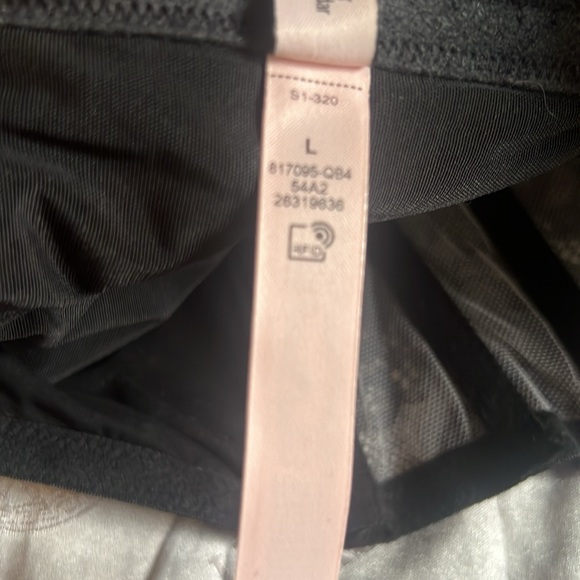 Victoria Secret Dream Angels Black Lace/Light Pink Corset size L - Picture 7 of 10